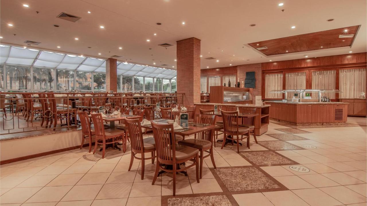 Hotel Deville Prime פורטו אלגרה מראה חיצוני תמונה The restaurant
