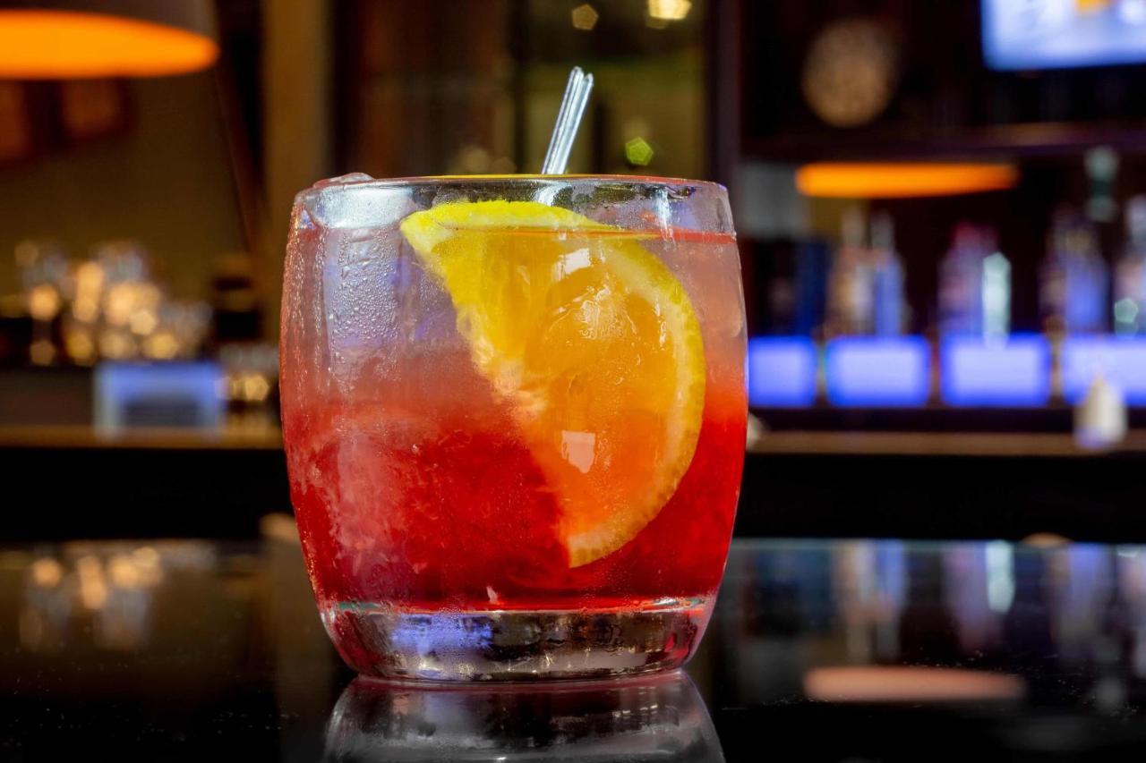 Hotel Deville Prime פורטו אלגרה מראה חיצוני תמונה A Sea Breeze cocktail
